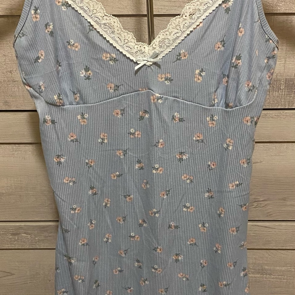 Floral Lace-Trimmed Blue Chemise